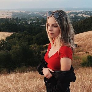 Meet your Posher, Alex